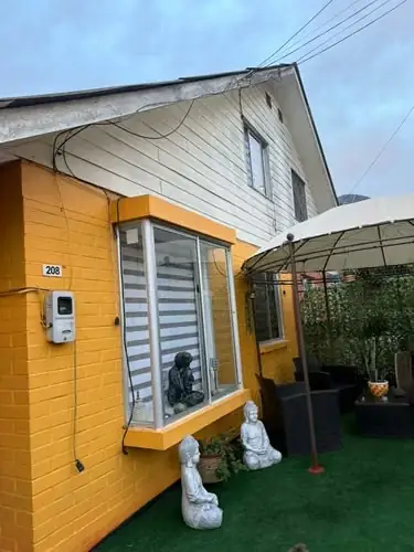 Casa de dos pisos en Hijuelas